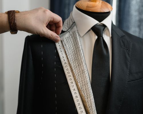 how long does a bespoke suit take